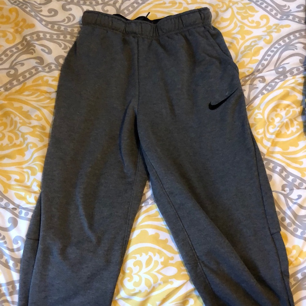 Small Nike Mens Sweatpants (grey)